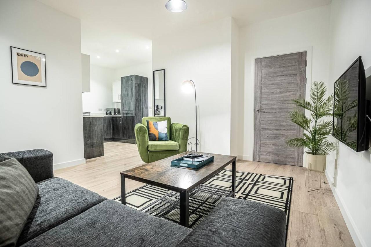 Bayard Apartments 2 Bedroom City Centre Apartment Питерборо Екстериор снимка
